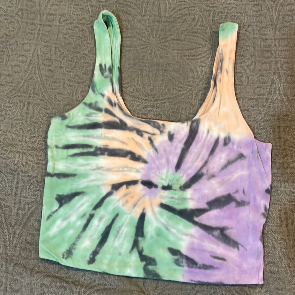 Cropped tie dye tank top